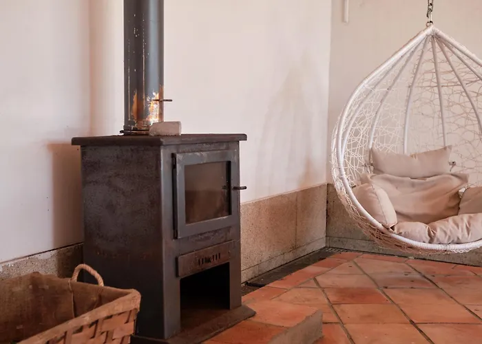 Kwatera prywatna A Casa Branca - With Pool&jacuzzi