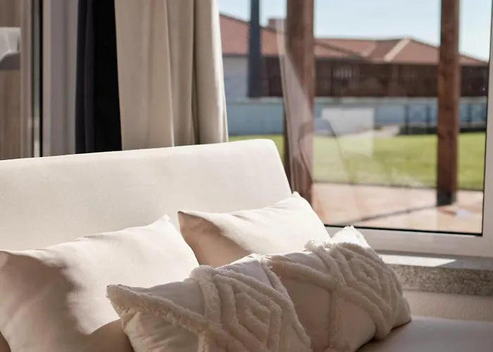 Kwatera prywatna A Casa Branca - With Pool&jacuzzi