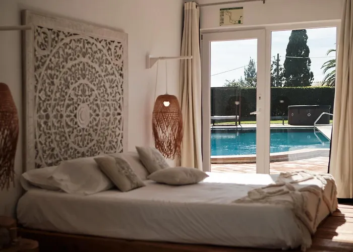 Kwatera prywatna A Casa Branca - With Pool&jacuzzi