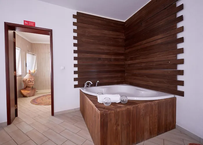 Kwatera prywatna A Casa Branca - With Pool&jacuzzi Santa Comba Dao